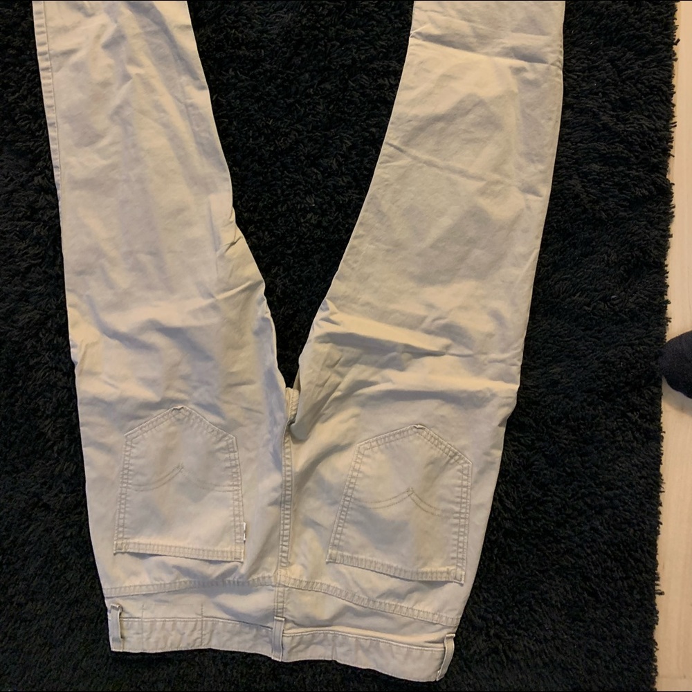 Levi’s khaki w30 to L30